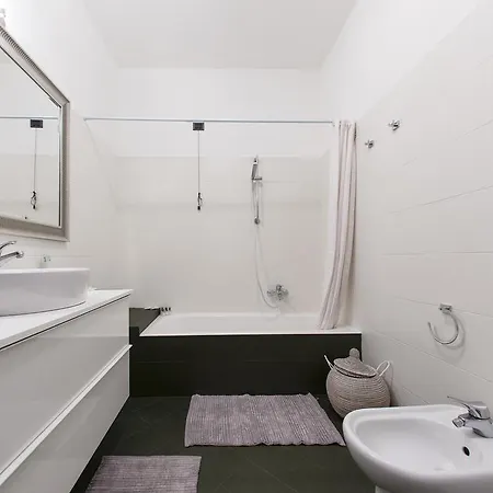 Hemeras Boutique Homes - Design In Center * 밀라노