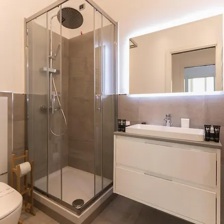 Hemeras Boutique Homes - Design In Center 아파트 *